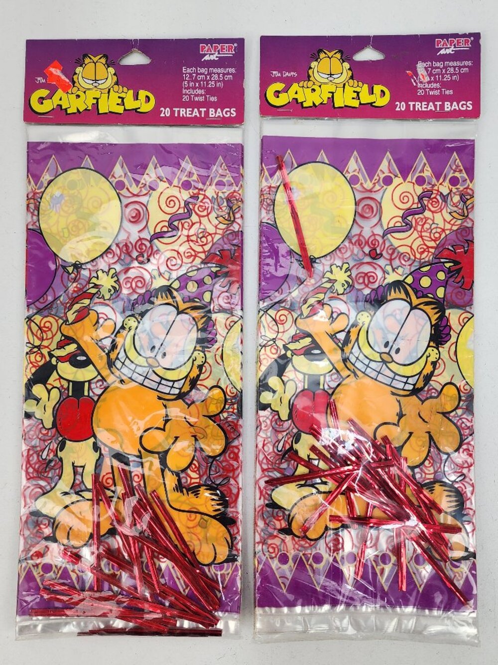 Vtg 90s Garfield Birthday or New Year's Party Supplies Treat Bags Lot of 2 Packs